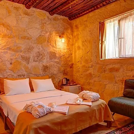Ceran Stone House Отель 5*