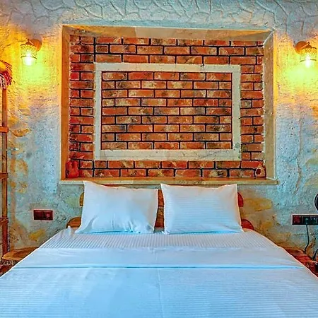 Ceran Stone House 5*