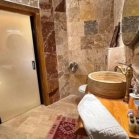 Ceran Stone House 5* Невшехир